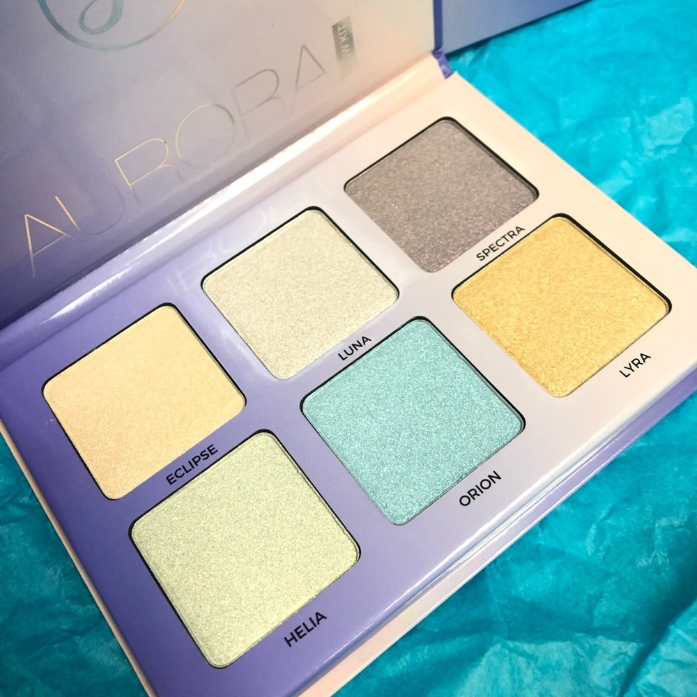Anastasia Aurora Highlight BNIB NWT